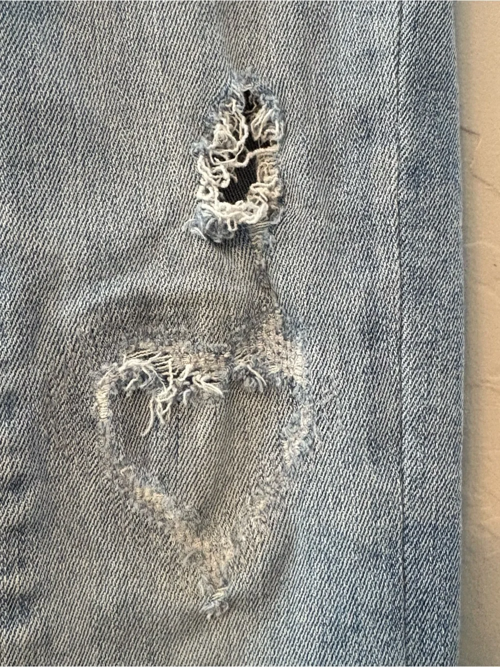 Old navy ballerina light wash distressed heart denim skinny jeans size 6